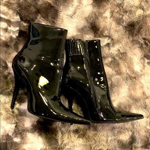 Jeffrey Campbell Patent leather Ankle boots